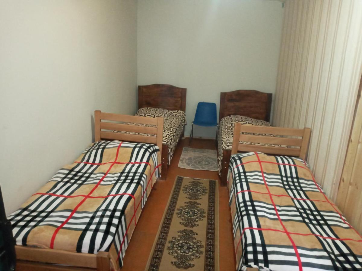 Adishi Koba Qaldanis Guest House מראה חיצוני תמונה