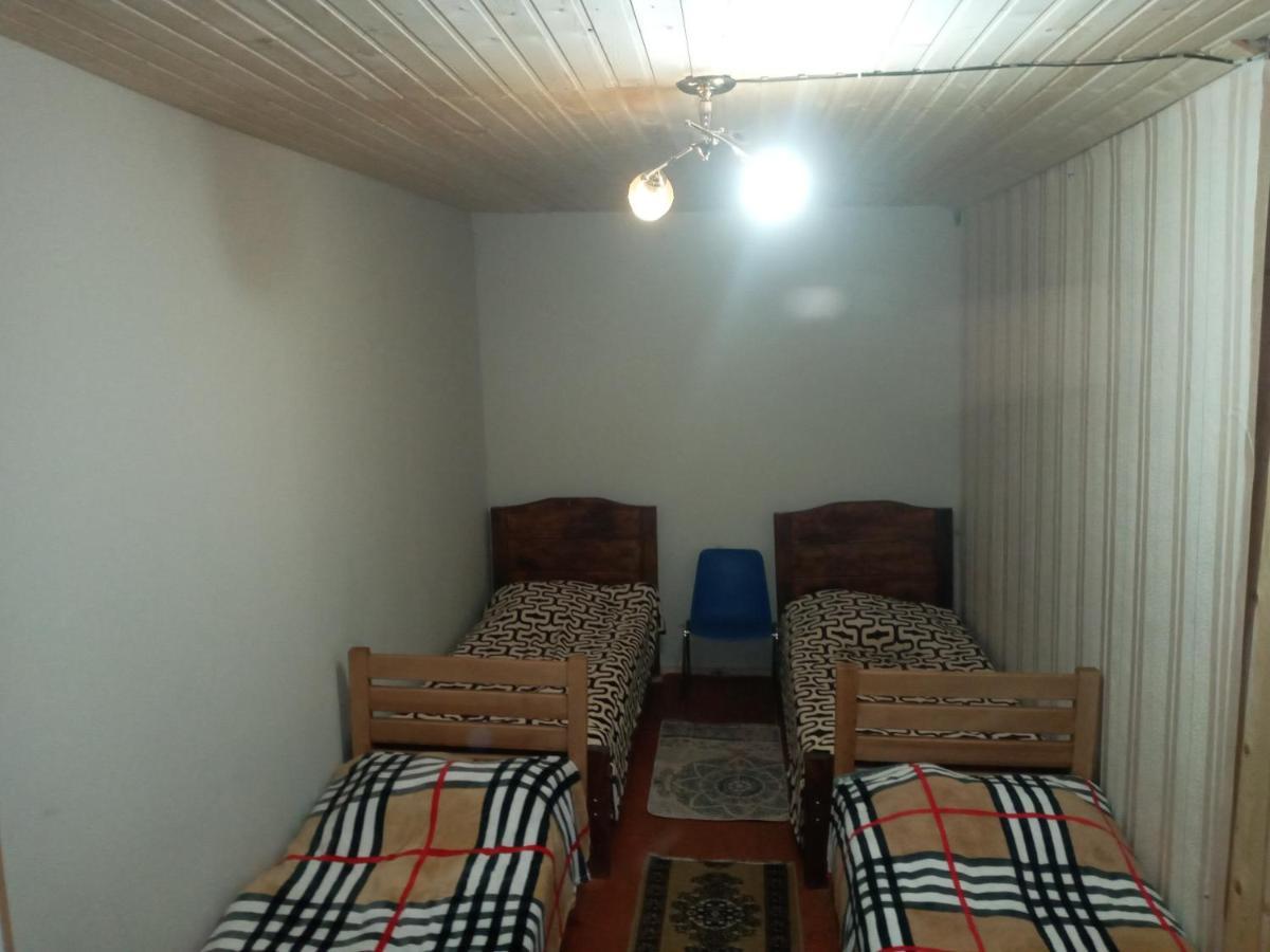 Adishi Koba Qaldanis Guest House מראה חיצוני תמונה